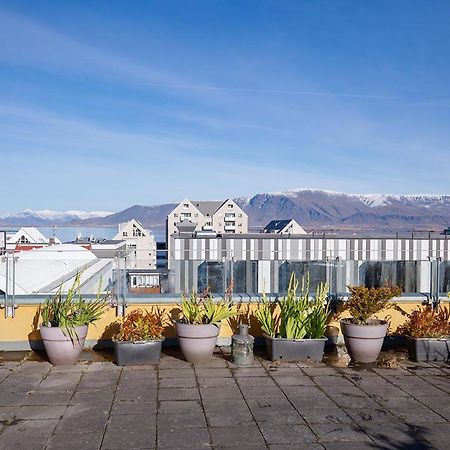 Penthouse Apartment With Panasonic Mountain View Reykjavík Exterior foto